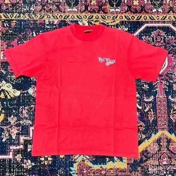 VINTAGE DETROIT RED WINGS ARTEX  EMBROIDERED HOCKEY T-SHIRT MENS LARGE - Picture 1 of 1